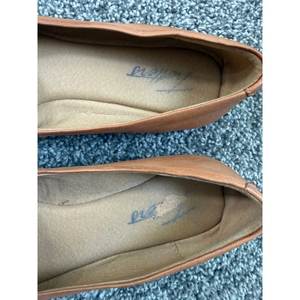 Trotters Pointed Toe Flats Women 6.5 Cognac Brown Leather Preppy Minimalist Chic